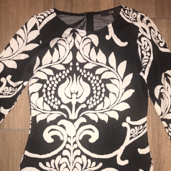 LIX Blck/White Bodycon Mini Dress. - Picture 2 of 4